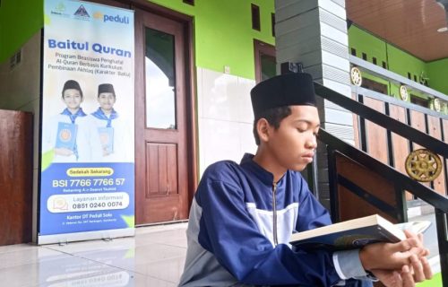 Ternyata ini keutamaan Membaca Al Quran yang tidak banyak orang ketahui.